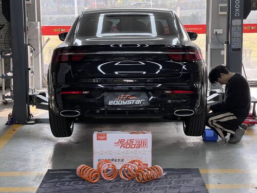 أحدث حالة شركة حول 2024 جيلي شينغروى 1.5T تمت ترقيتها مع الرياضة الرؤوس القصيرة: تحسين مزدوج في الموقف والتعامل